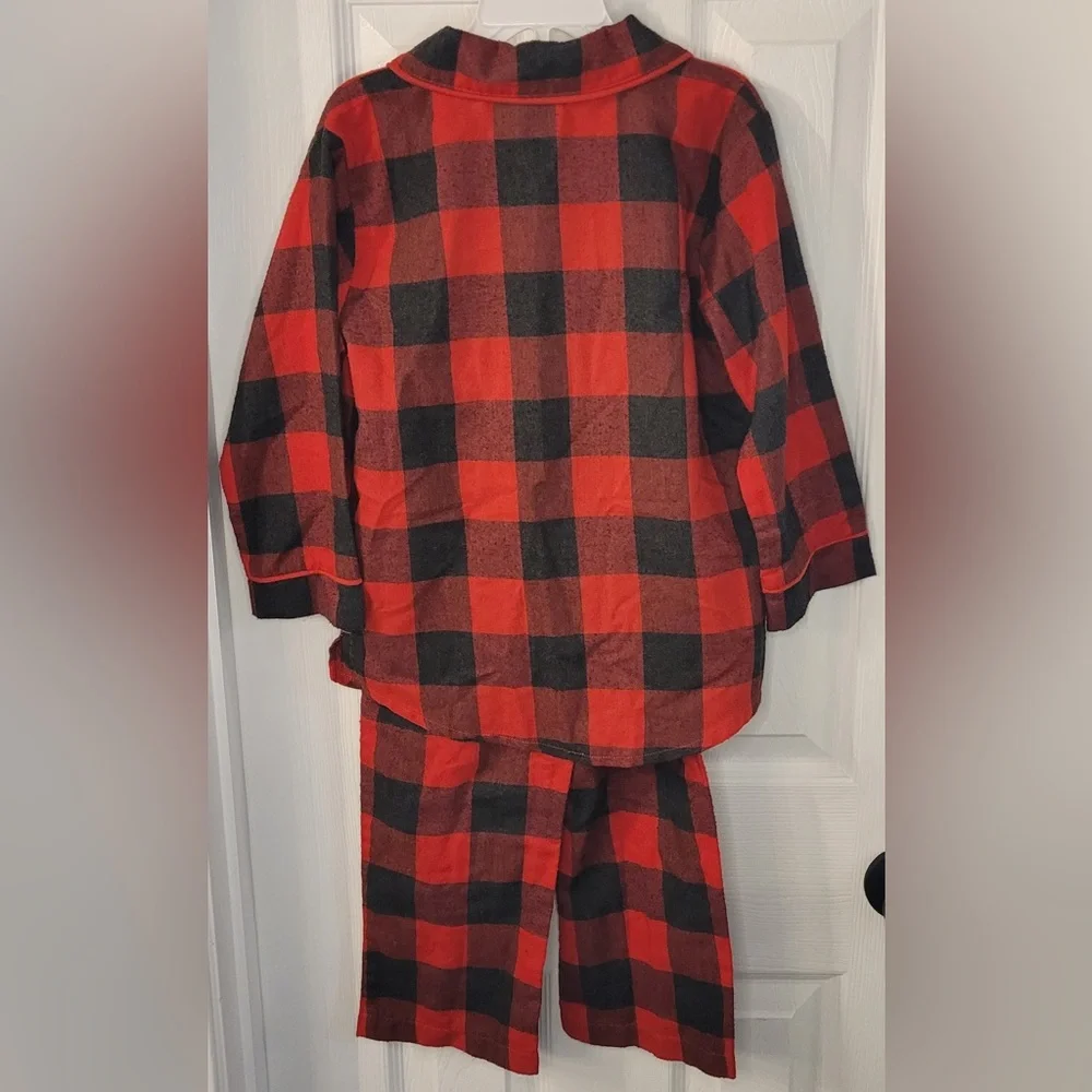 GAP KIDS Buffalo Plaid 2 Piece Pajama Set Size 4